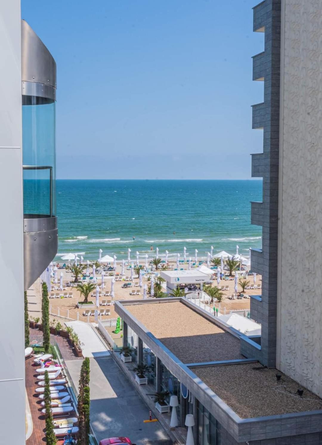 White Tower Mamaia Prestige Apartments ภายนอก รูปภาพ